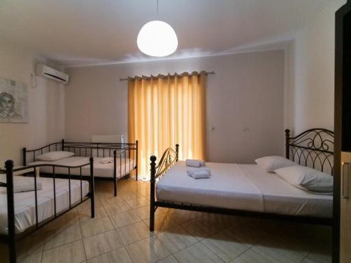 Vironas Hotel Himare Luaran gambar